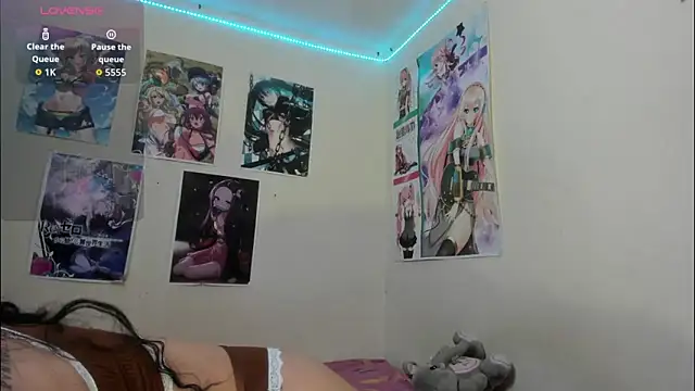 Snapshot of abril_onnel chatting on 12/22/25, 07:25 abril onnel online show from 12/22/25, 07:25