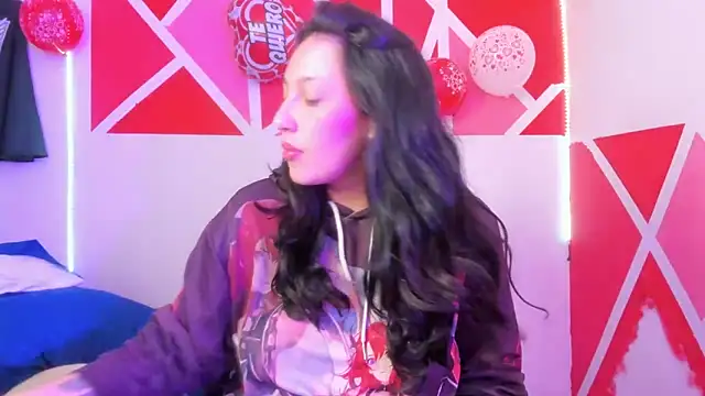 Snapshot of abril_onnel chatting on 02/24/26, 07:15 abril onnel online show from 02/24/26, 07:15