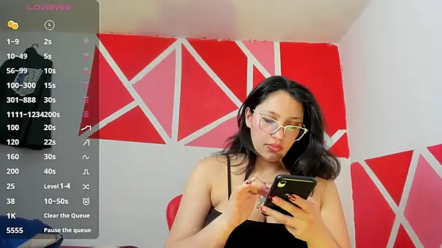 Snapshot of abril_onnel chatting on 02/11/26, 07:03 abril onnel online show from 02/11/26, 07:03