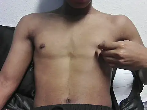 Saadmyy4444 online show from 05/01/26, 04:56