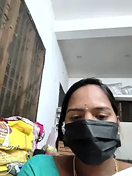 Tamil Hot Divya online show from 01/13/26, 05:28