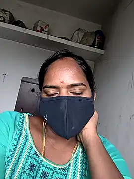 Tamil Hot Divya online show from 01/13/26, 05:00