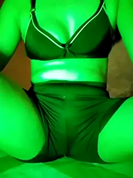 hel lavente online show from 01/09/26, 04:41