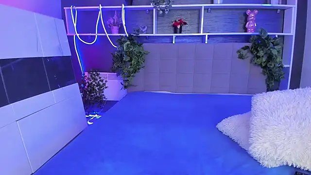 Snapshot of StephieRousee chatting on 07/13/26, 05:40 StephieRousee online show from 07/13/26, 05:40