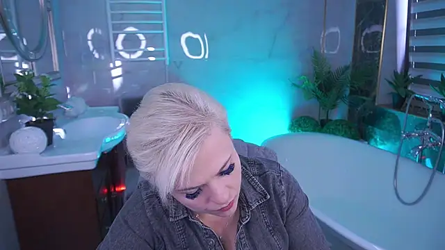 CrystalVibe online show from 04/15/26, 05:46