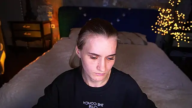 DiamondNina online show from 04/13/26, 01:37