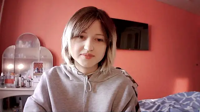 SnowWhiteNika online show from 01/14/26, 07:23