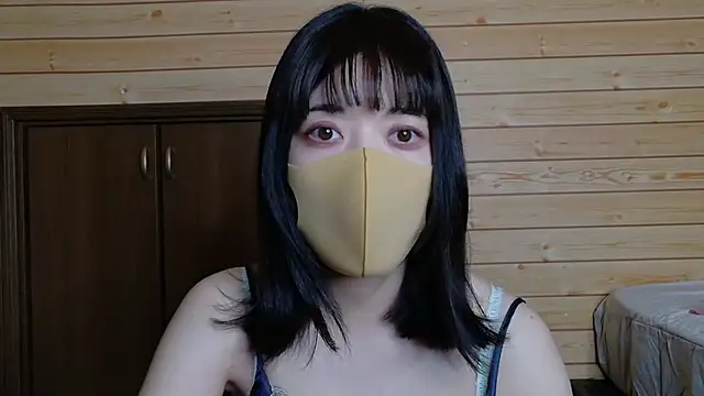 Snapshot of minami_room chatting on 07/02/26, 12:33 minami room online show from 07/02/26, 12:33