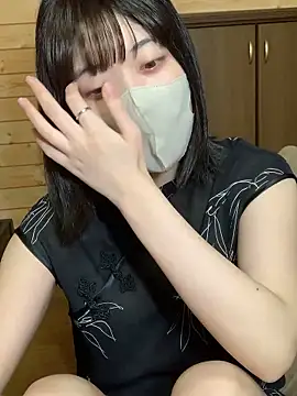 Snapshot of minami_room chatting on 03/19/26, 12:05 minami room online show from 03/19/26, 12:05