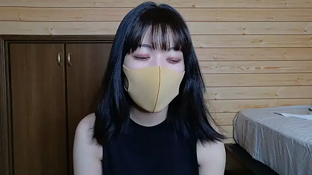Snapshot of minami_room chatting on 06/26/26, 06:41 minami room online show from 06/26/26, 06:41
