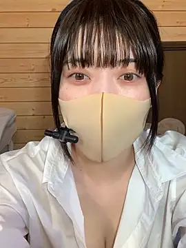 Snapshot of minami_room chatting on 04/03/26, 06:20 minami room online show from 04/03/26, 06:20