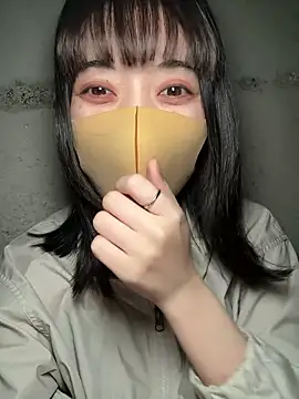 Snapshot of minami_room chatting on 07/04/26, 12:43 minami room online show from 07/04/26, 12:43