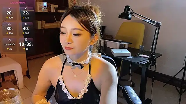 Xiaojuzi- online show from 05/11/26, 11:33