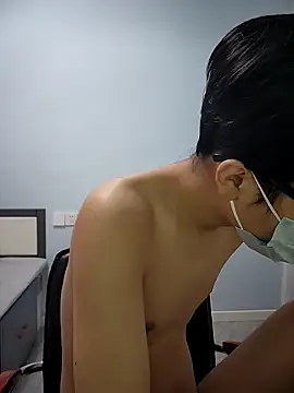 tinKKKKKKL online show from 04/08/26, 01:51