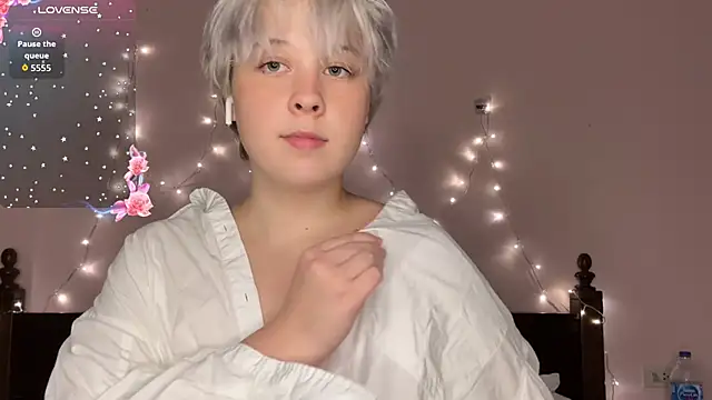 EvaSuunny online show from 01/15/26, 04:21