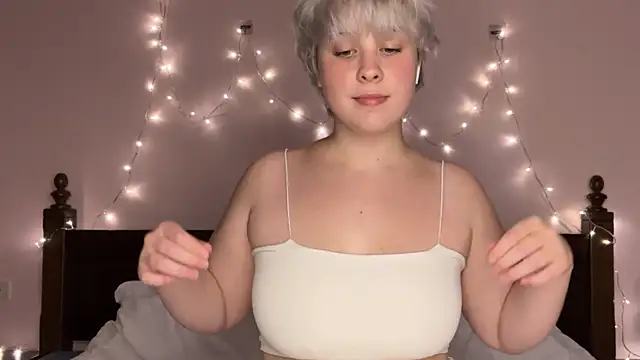 EvaSuunny online show from 01/14/26, 05:05