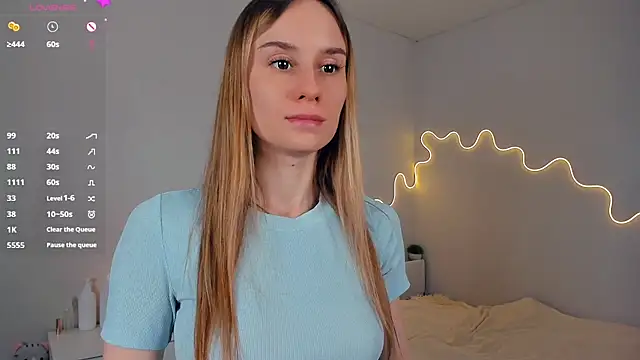 Kirawithvibe online show from 06/05/26, 01:32