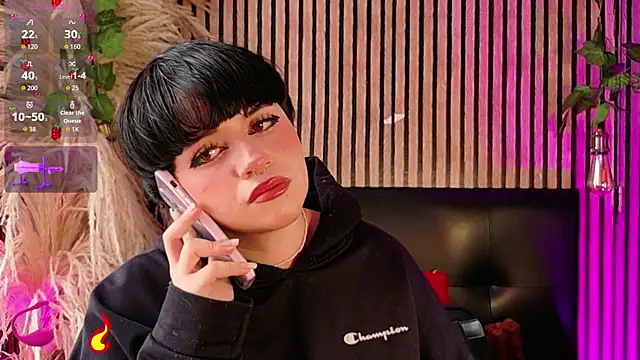 Hiddenhotcake online show from 04/17/26, 06:44