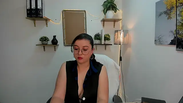 Victoria cg1 online show from 01/12/26, 12:45