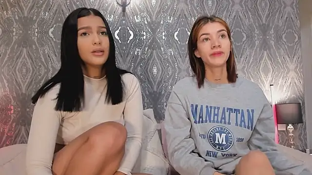 Snapshot of SkyFallls chatting on 03/02/26, 12:34 SkyFallls online show from 03/02/26, 12:34