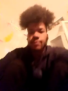 Snapshot of Corrall98 chatting on 04/12/26, 12:03 Corrall98 online show from 04/12/26, 12:03