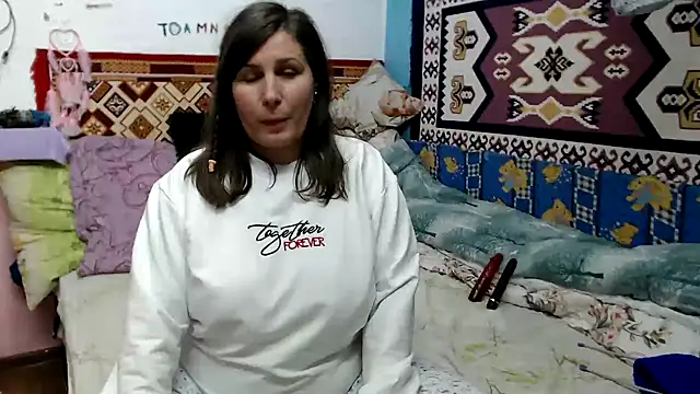 Snapshot of Adelinemilf chatting on 02/10/26, 10:25 Adelinemilf online show from 02/10/26, 10:25