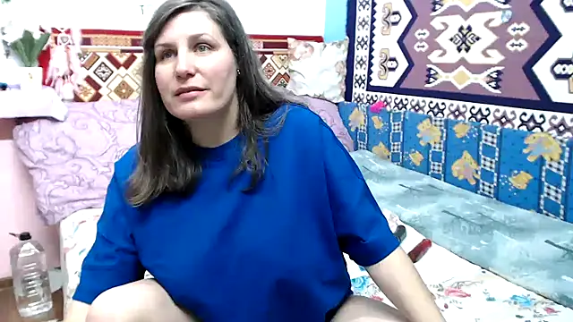 Adelinemilf online show from 03/05/26, 11:51