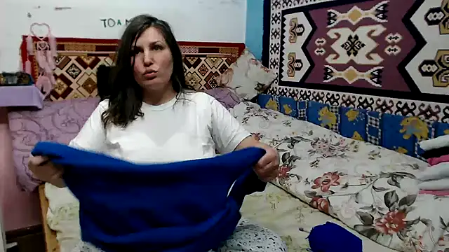 Snapshot of Adelinemilf chatting on 02/03/26, 09:47 Adelinemilf online show from 02/03/26, 09:47