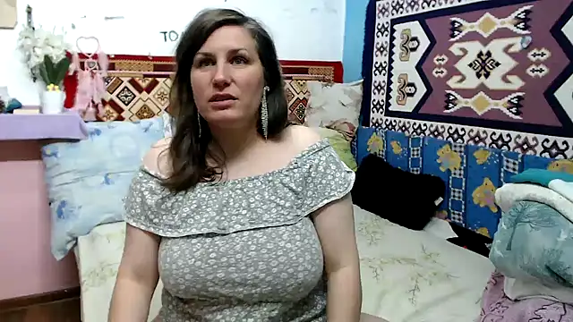 Adelinemilf online show from 05/15/26, 05:27
