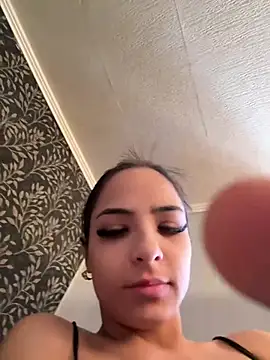 Evelin199 online show from 04/10/26, 09:05