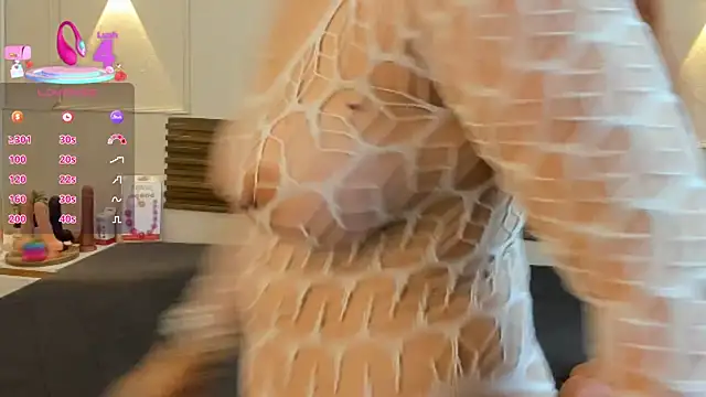 mia gold  online show from 03/31/26, 07:16