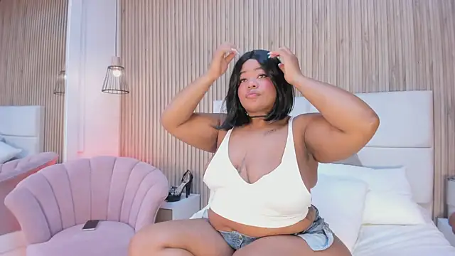rachell queen  online show from 05/11/26, 01:45