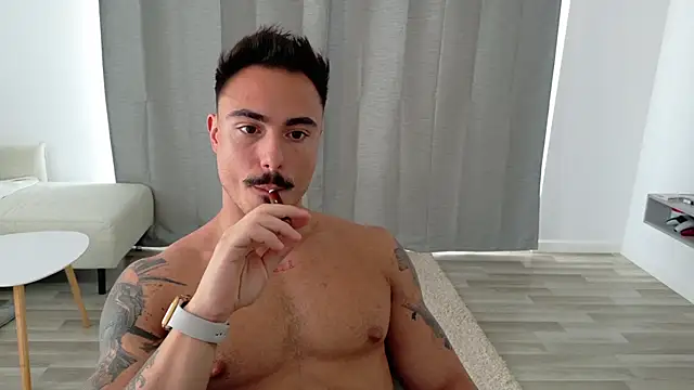 Master Lukas online show from 05/19/26, 01:29