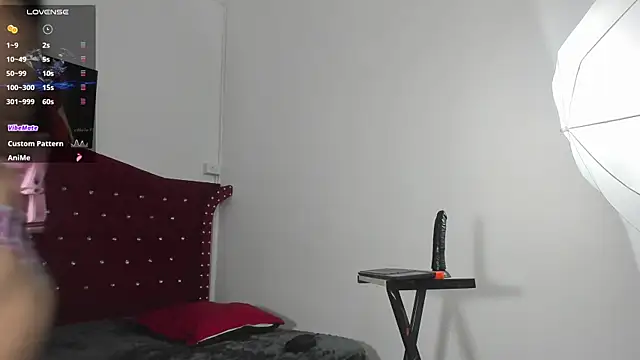 Snapshot of zoe_baby1 chatting on 02/27/26, 11:32 zoe baby1 online show from 02/27/26, 11:32