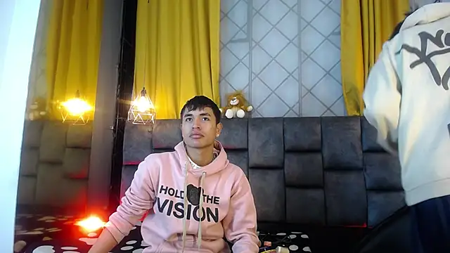 Snapshot of Maik_Russo chatting on 02/12/26, 10:48 Maik Russo online show from 02/12/26, 10:48