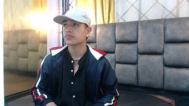 Snapshot of Maik_Russo chatting on 02/07/26, 11:29 Maik Russo online show from 02/07/26, 11:29