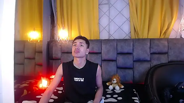 Maik Russo online show from 03/25/26, 11:42