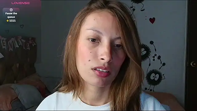 Snapshot of Sweet_moon_v_ chatting on 02/20/26, 12:07 Sweet moon v online show from 02/20/26, 12:07