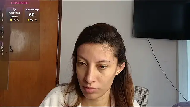 Sweet moon v  online show from 05/06/26, 03:16