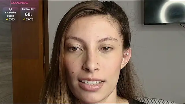 Sweet moon v  online show from 04/10/26, 10:39