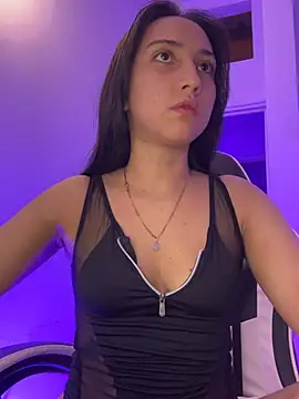sofiiamillerr online show from 07/04/26, 04:52