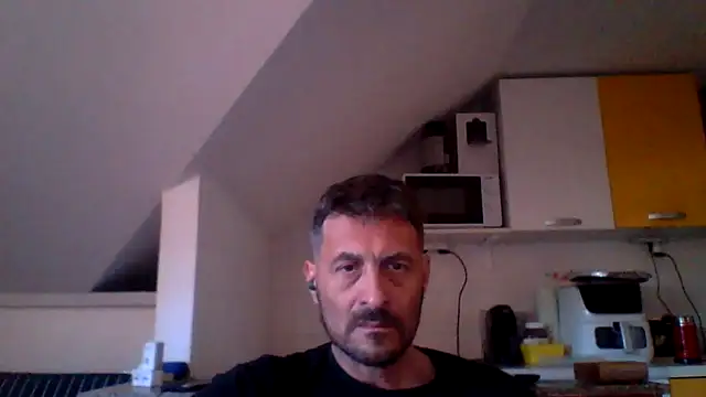 Snapshot of colosone chatting on 05/11/26, 04:15 colosone online show from 05/11/26, 04:15