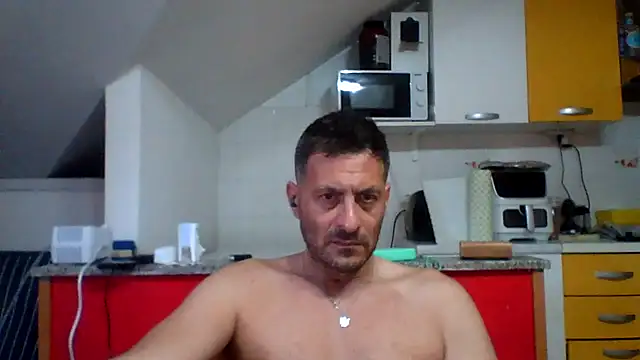 Snapshot of colosone chatting on 05/27/26, 05:42 colosone online show from 05/27/26, 05:42