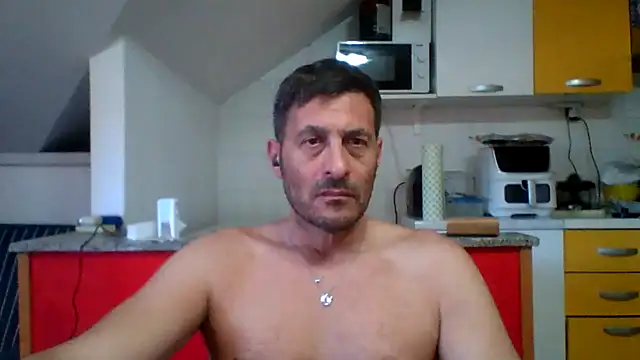 Snapshot of colosone chatting on 05/25/26, 12:48 colosone online show from 05/25/26, 12:48