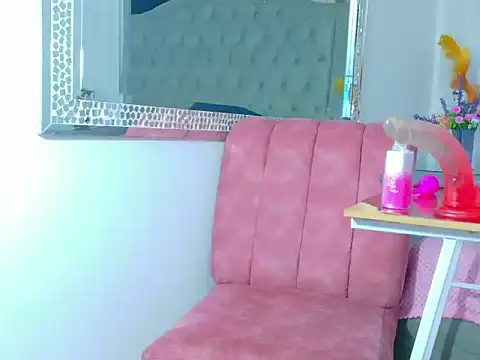 EvelynMoore   online show from 01/14/26, 10:08