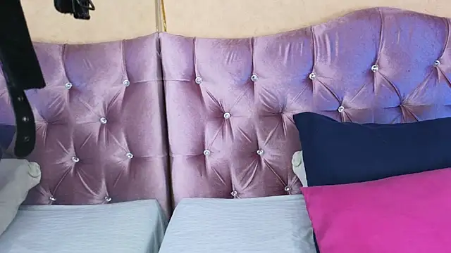 Missy 22  online show from 04/16/26, 01:45