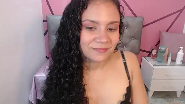 Little18Doll online show from 05/16/26, 11:04