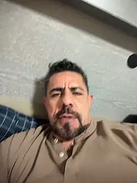 wolfbucker online show from 03/31/26, 05:26