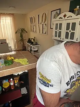 wolfbucker online show from 03/17/26, 01:47