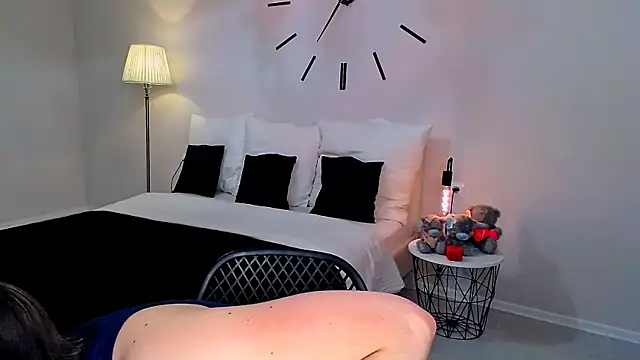 a dorable online show from 05/14/26, 01:30